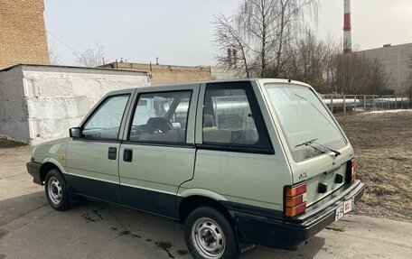 Nissan Prairie III, 1985 год, 465 000 рублей, 2 фотография