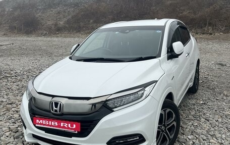 Honda Vezel, 2019 год, 2 300 000 рублей, 3 фотография