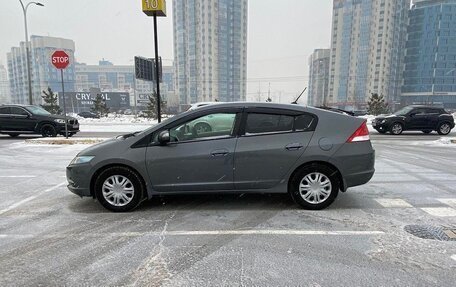 Honda Insight II рестайлинг, 2009 год, 900 000 рублей, 3 фотография