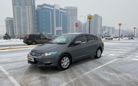 Honda Insight II рестайлинг, 2009 год, 900 000 рублей, 2 фотография