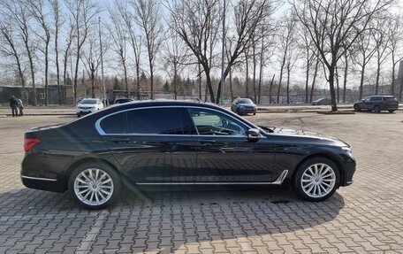 BMW 7 серия, 2016 год, 4 350 000 рублей, 3 фотография
