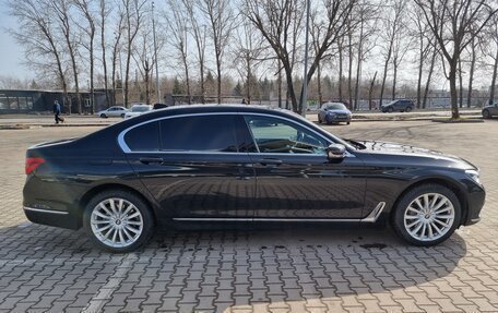 BMW 7 серия, 2016 год, 4 350 000 рублей, 9 фотография