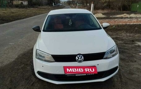 Volkswagen Jetta VI, 2012 год, 850 000 рублей, 2 фотография