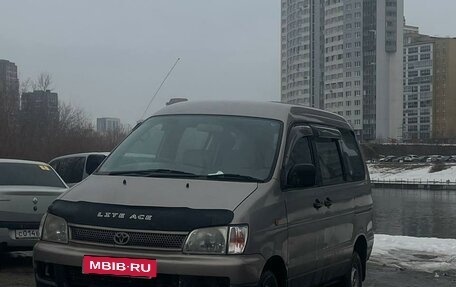 Toyota Lite Ace IV, 1997 год, 520 000 рублей, 2 фотография