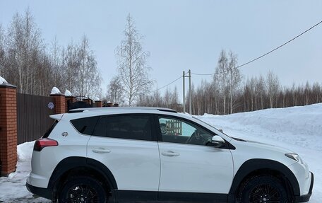 Toyota RAV4, 2018 год, 3 600 000 рублей, 2 фотография