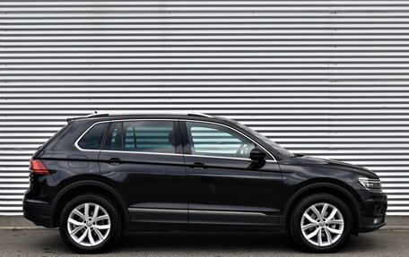 Volkswagen Tiguan II, 2020 год, 3 298 000 рублей, 6 фотография