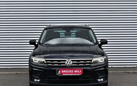 Volkswagen Tiguan II, 2020 год, 3 298 000 рублей, 2 фотография