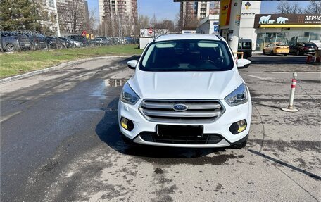 Ford Kuga III, 2017 год, 2 500 000 рублей, 2 фотография