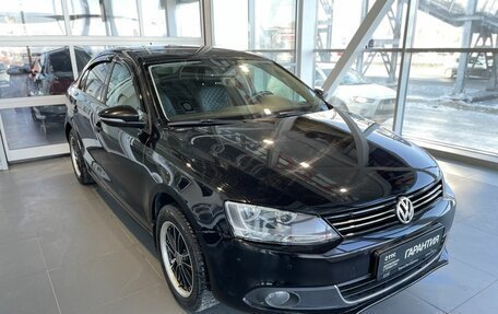 Volkswagen Jetta VI, 2012 год, 1 020 000 рублей, 3 фотография