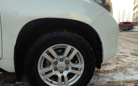 Toyota Land Cruiser Prado 150 рестайлинг 2, 2012 год, 3 700 000 рублей, 7 фотография