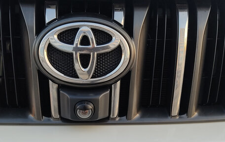 Toyota Land Cruiser Prado 150 рестайлинг 2, 2012 год, 3 700 000 рублей, 8 фотография
