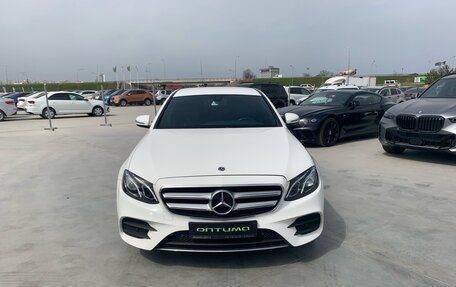 Mercedes-Benz E-Класс, 2019 год, 3 849 000 рублей, 2 фотография