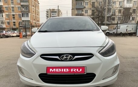 Hyundai Solaris II рестайлинг, 2014 год, 1 029 999 рублей, 1 фотография