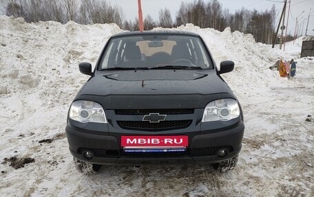 Chevrolet Niva I рестайлинг, 2014 год, 620 000 рублей, 2 фотография