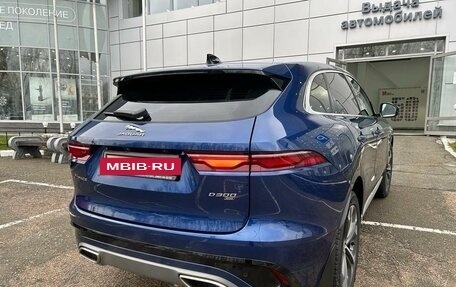 Jaguar F-Pace, 2022 год, 9 990 000 рублей, 8 фотография