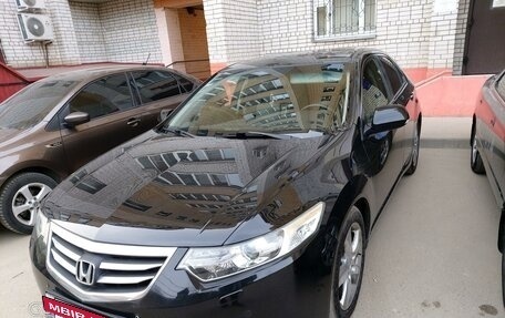 Honda Accord VIII рестайлинг, 2012 год, 1 900 000 рублей, 4 фотография