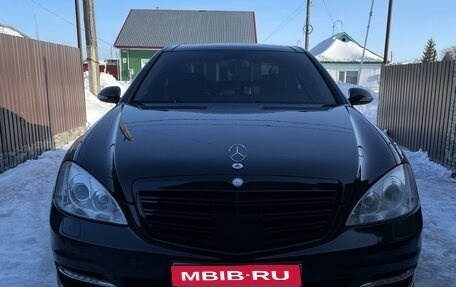 Mercedes-Benz S-Класс, 2007 год, 1 400 000 рублей, 1 фотография