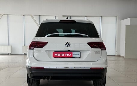 Volkswagen Tiguan II, 2017 год, 2 830 000 рублей, 9 фотография