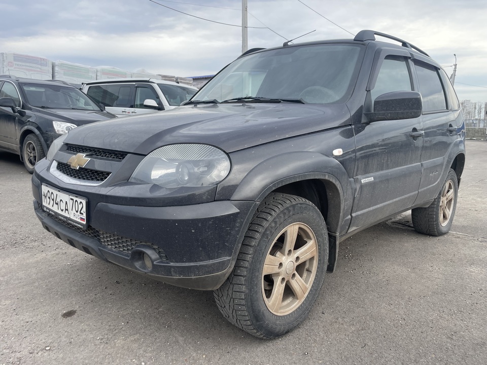 Chevrolet Niva I рестайлинг, 2018 год, 800 000 рублей, 3 фотография