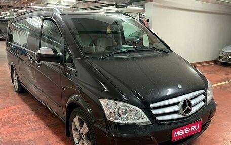 Mercedes-Benz Viano, 2013 год, 3 050 000 рублей, 1 фотография