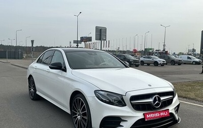 Mercedes-Benz E-Класс, 2018 год, 4 400 000 рублей, 1 фотография