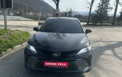 Toyota Camry, 2018 год, 4 050 000 рублей, 1 фотография