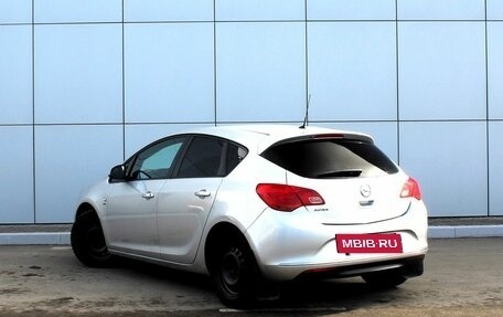 Opel Astra J, 2013 год, 670 000 рублей, 3 фотография