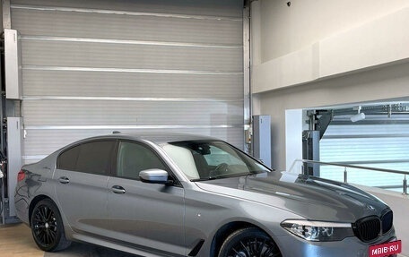 BMW 5 серия, 2019 год, 3 628 899 рублей, 3 фотография