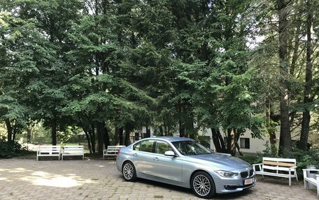 BMW 3 серия, 2012 год, 1 600 000 рублей, 3 фотография
