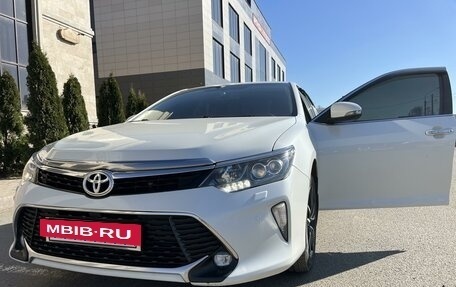 Toyota Camry, 2017 год, 2 550 000 рублей, 3 фотография