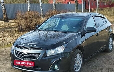Chevrolet Cruze II, 2013 год, 895 000 рублей, 2 фотография