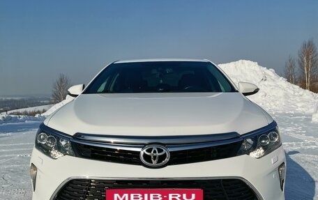 Toyota Camry, 2018 год, 2 800 000 рублей, 3 фотография
