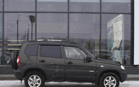 Chevrolet Niva I рестайлинг, 2014 год, 550 000 рублей, 4 фотография