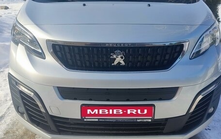 Peugeot Traveller I, 2019 год, 3 200 000 рублей, 2 фотография