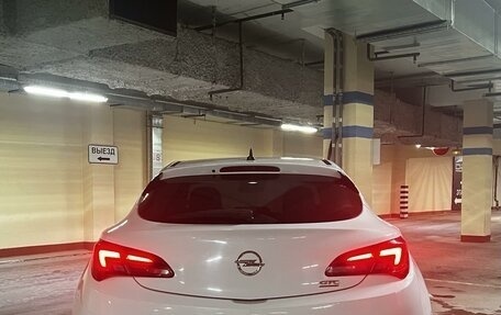 Opel Astra J, 2013 год, 1 150 000 рублей, 4 фотография