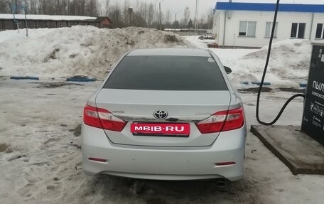 Toyota Camry, 2012 год, 2 000 000 рублей, 3 фотография