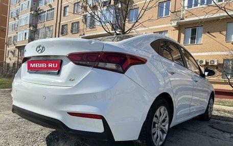 Hyundai Solaris II рестайлинг, 2017 год, 1 150 000 рублей, 2 фотография