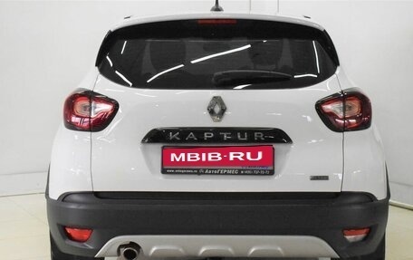 Renault Kaptur I рестайлинг, 2021 год, 1 810 000 рублей, 3 фотография