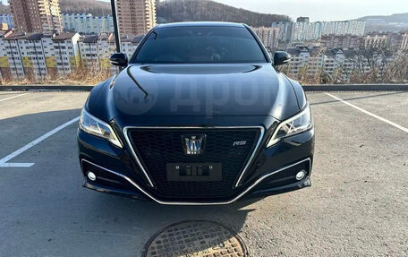 Toyota Crown, 2020 год, 3 850 000 рублей, 2 фотография