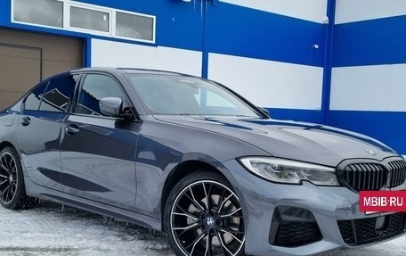 BMW 3 серия, 2019 год, 4 200 000 рублей, 2 фотография