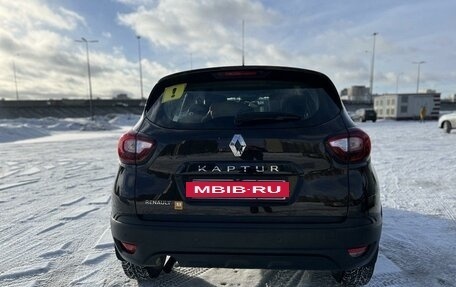 Renault Kaptur I рестайлинг, 2019 год, 1 890 000 рублей, 4 фотография