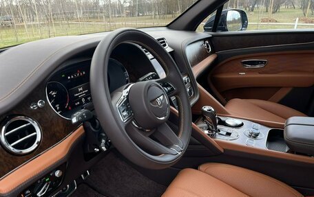 Bentley Bentayga I, 2022 год, 39 990 000 рублей, 5 фотография