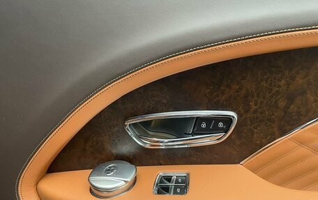 Bentley Bentayga I, 2022 год, 39 990 000 рублей, 11 фотография