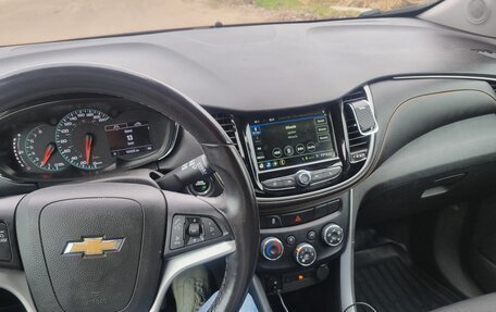 Chevrolet Trax, 2019 год, 1 799 000 рублей, 2 фотография
