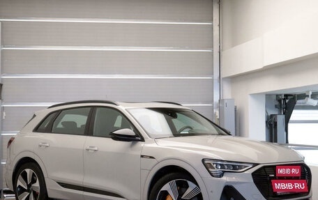 Audi e-tron I, 2020 год, 5 197 000 рублей, 3 фотография