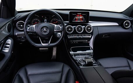 Mercedes-Benz C-Класс, 2017 год, 2 900 000 рублей, 6 фотография