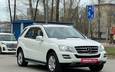 Mercedes-Benz M-Класс, 2011 год, 2 499 000 рублей, 4 фотография