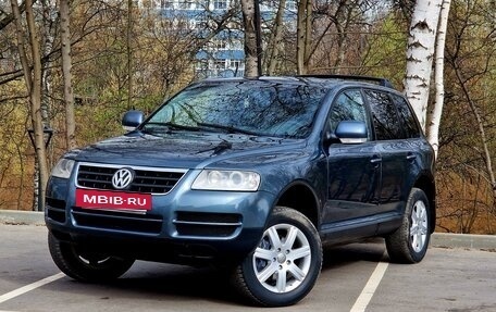 Volkswagen Touareg III, 2005 год, 910 000 рублей, 2 фотография