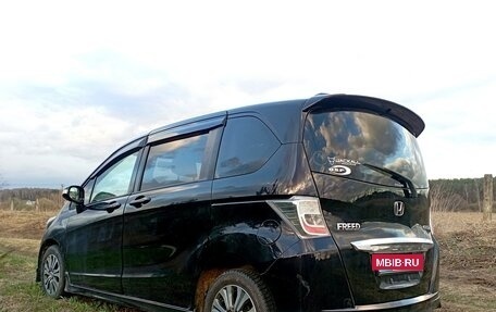 Honda Freed I, 2012 год, 980 000 рублей, 5 фотография