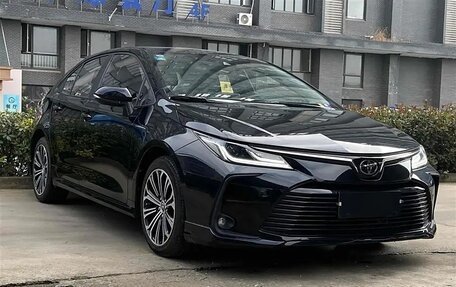 Toyota Corolla, 2019 год, 1 630 000 рублей, 3 фотография